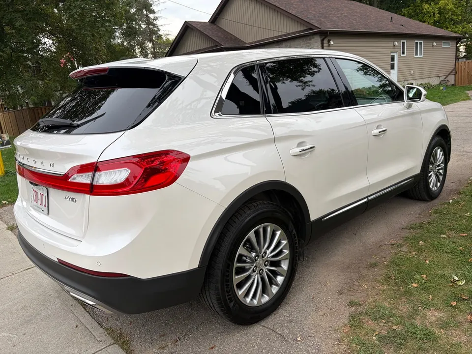 Lincoln Mkx 2017 photo 5