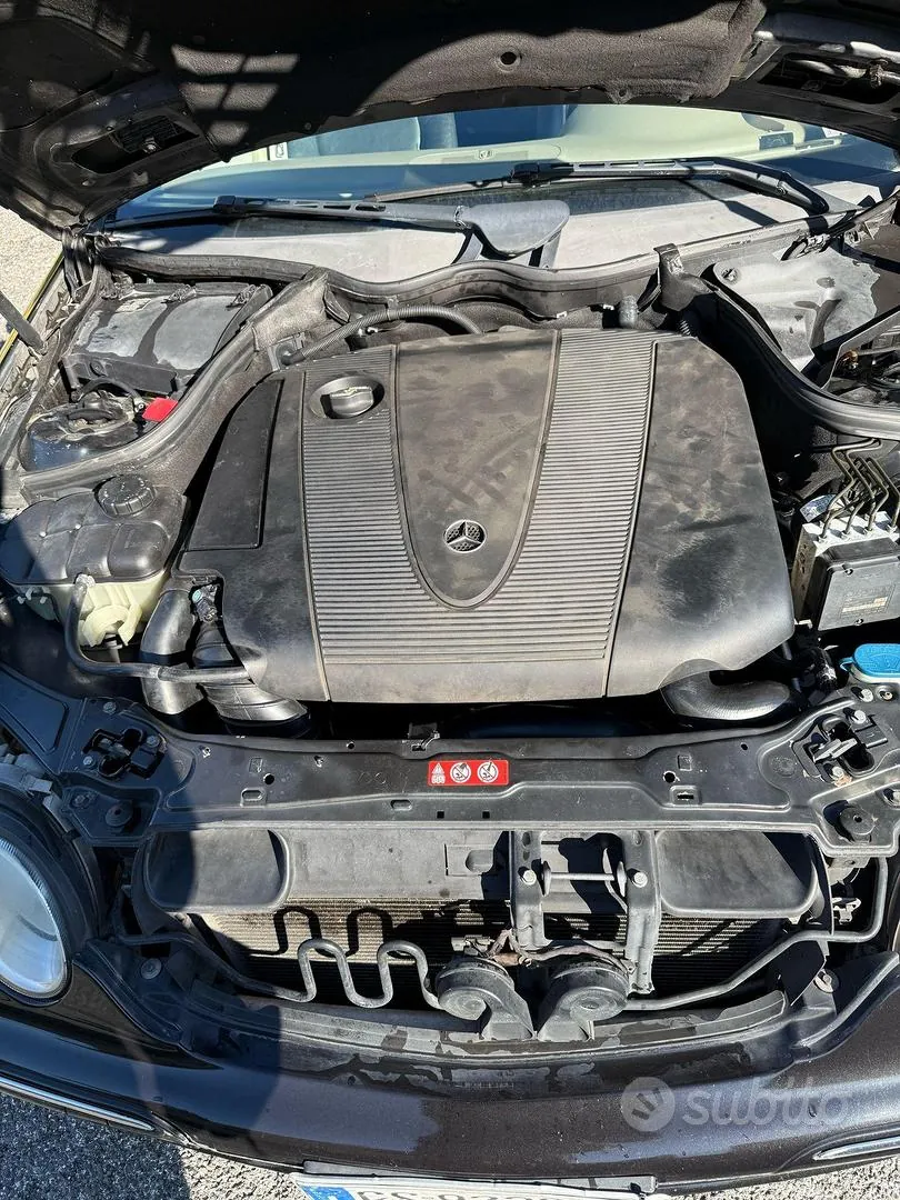 Mercedes-Benz C-Class 2004 photo 5