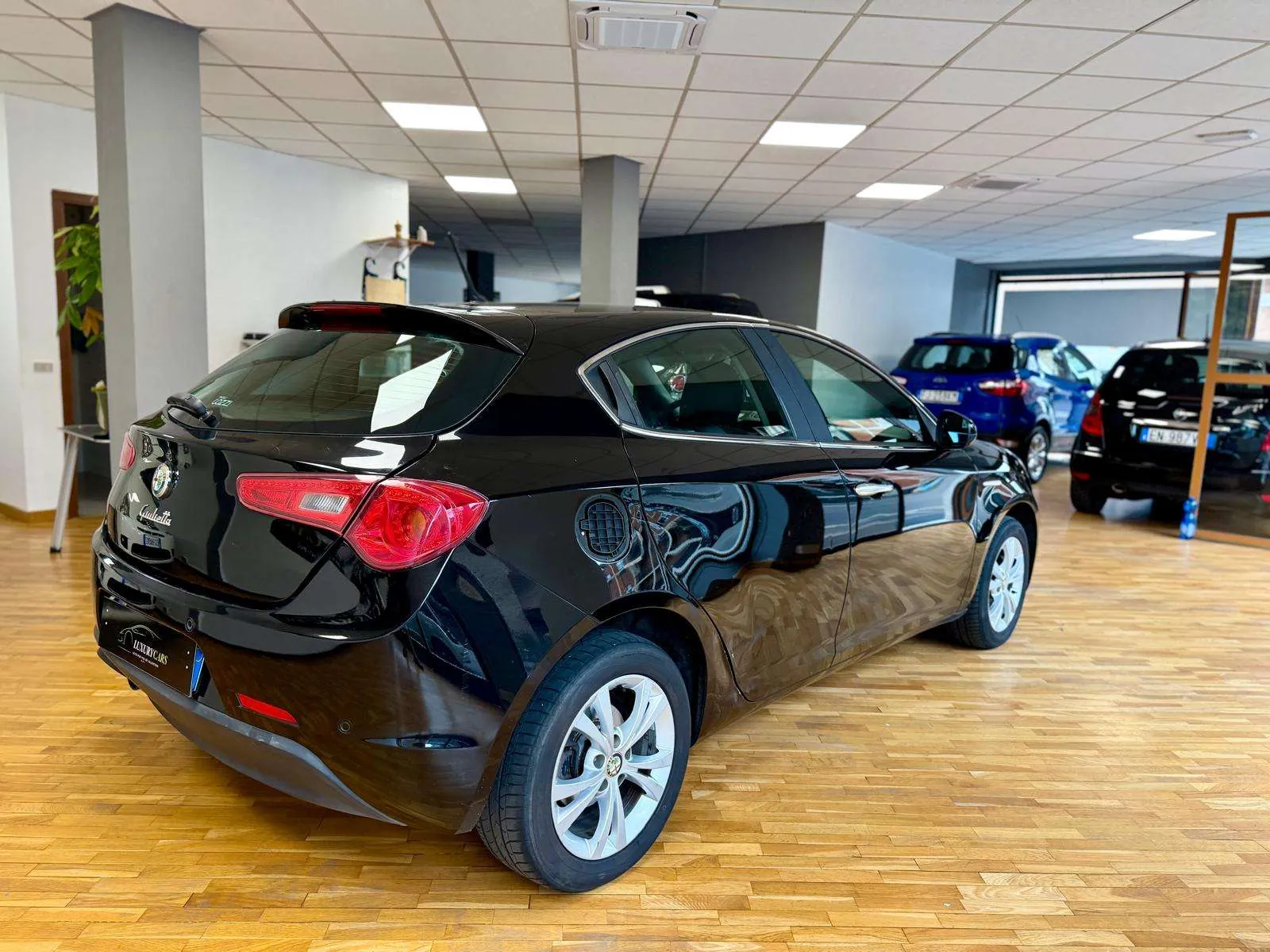 Alfa Romeo Giulietta 2011 photo 4
