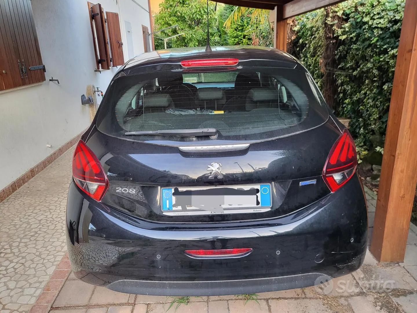 Peugeot 208 2016 photo 2