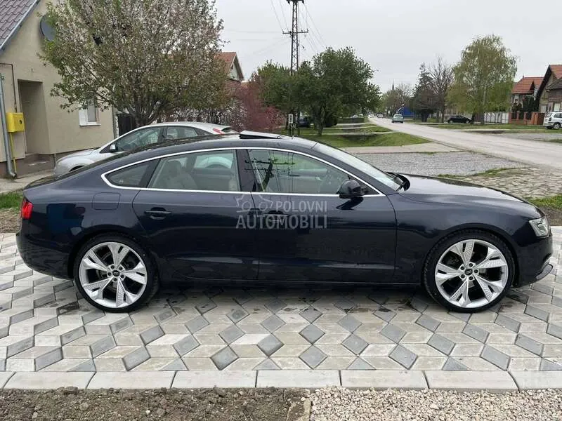 Audi A5 2014 photo 2