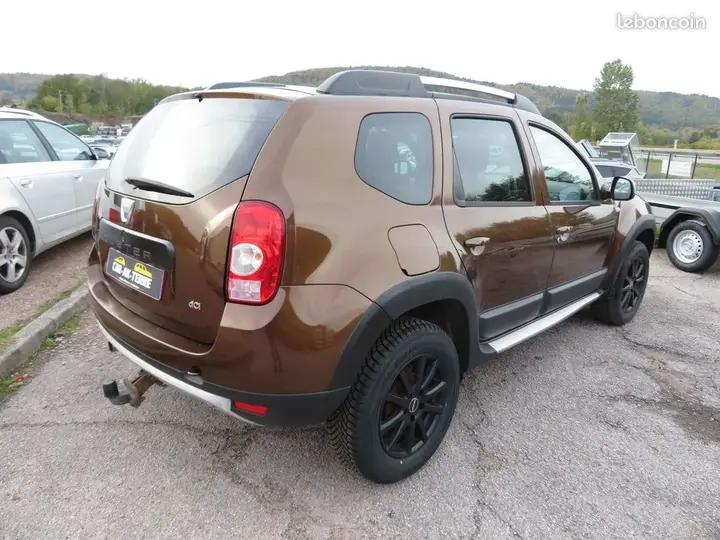 Dacia Duster 2010 photo 5