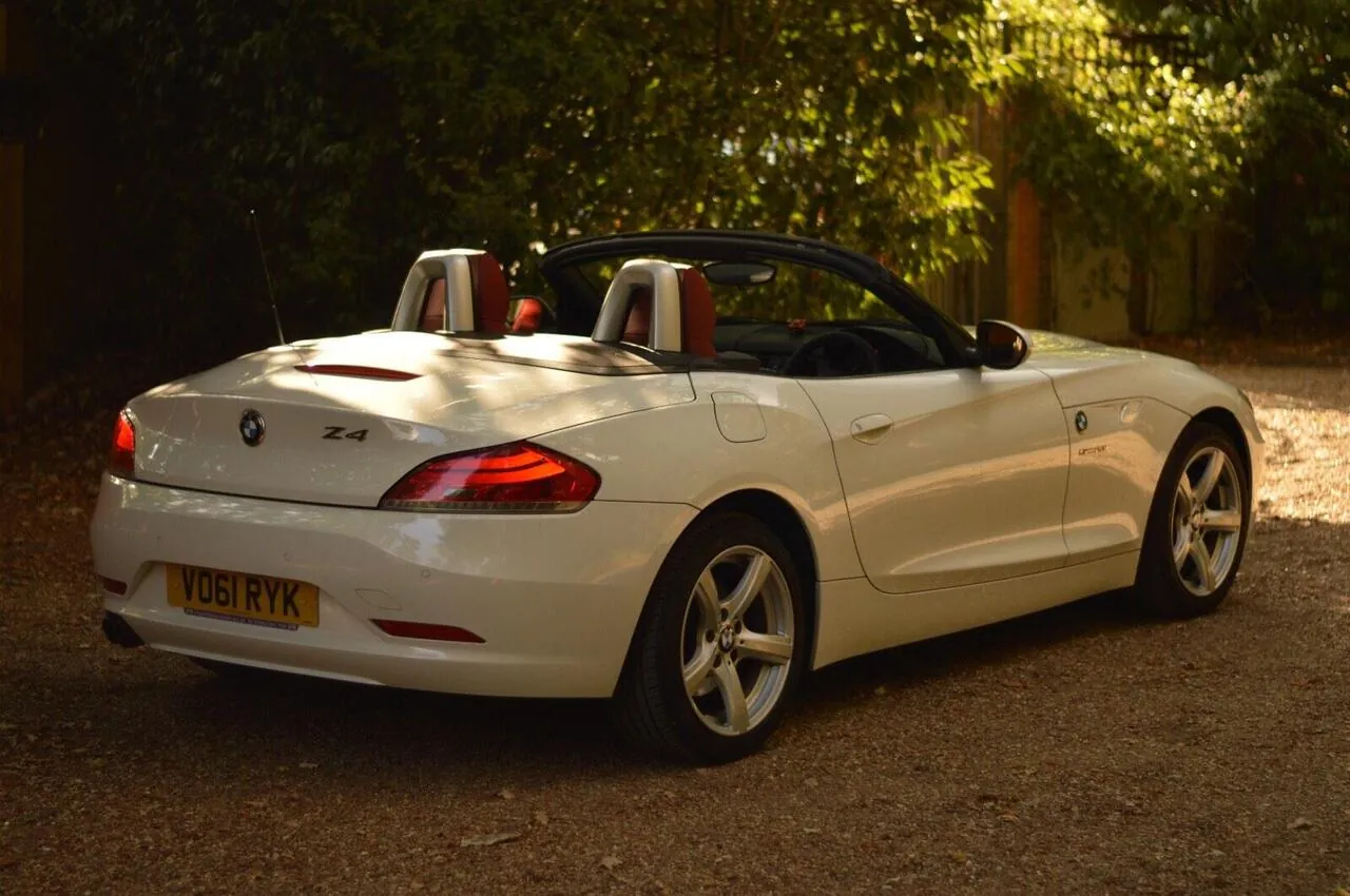 BMW Z4 2011 photo 4