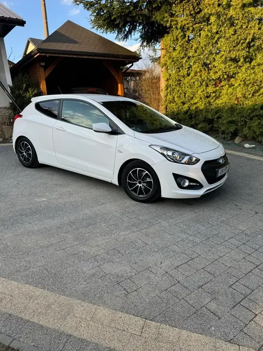 Hyundai I30 2013 photo 3