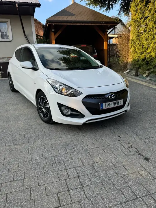 Hyundai I30 2013 photo 2