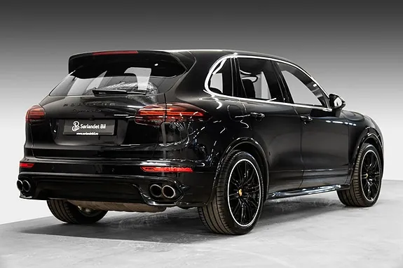 Porsche Cayenne Gts 2016 photo 5