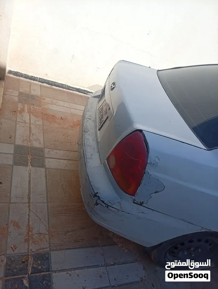 Hyundai Verna 2005 photo 3