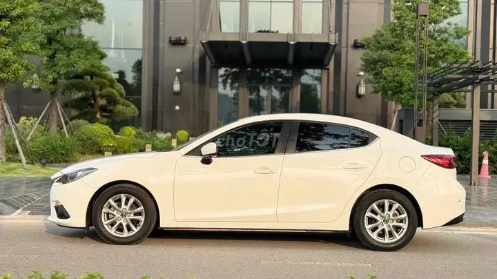 Mazda 3 2016 photo 5