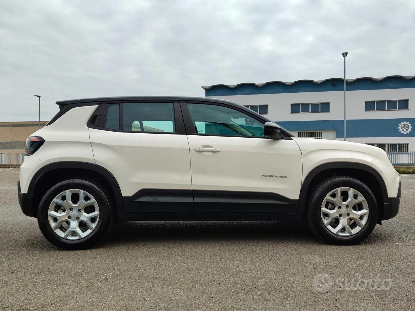 Jeep Avenger 2023 photo 3