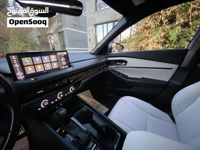 Honda Accord 2023 photo 2