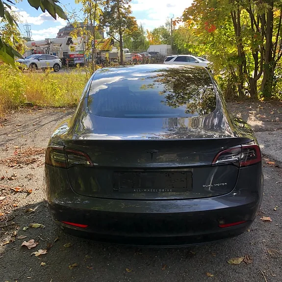 Tesla Model 3 2020 photo 4