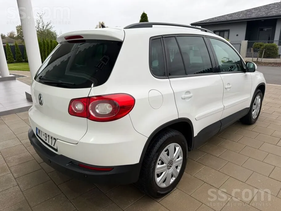Volkswagen Tiguan 2009 photo 2