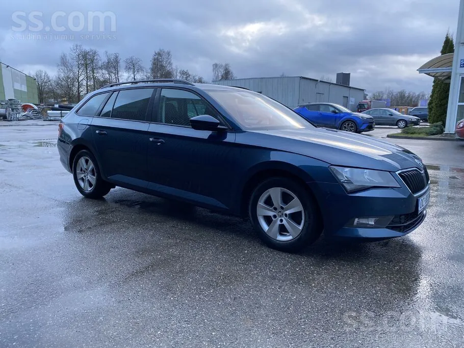 Skoda Superb 2015 photo 5