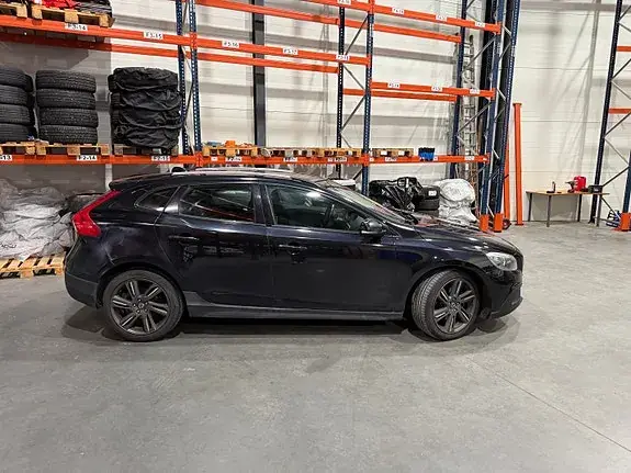 Volvo V40 Cross Country 2014 photo 5