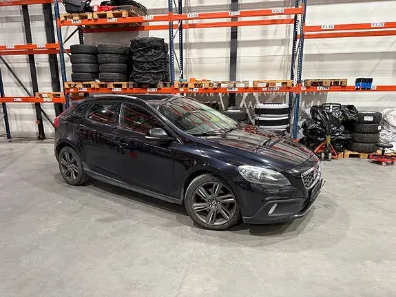 Volvo V40 Cross Country 2014 photo 4