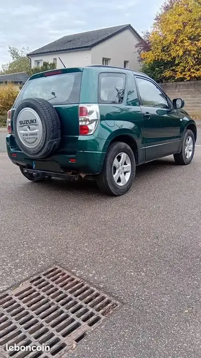 Suzuki Grand Vitara 2006 photo 2