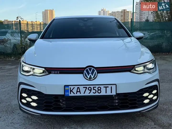 Volkswagen Golf Gti 2023 photo 3