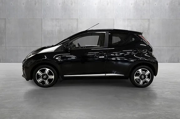 Toyota Aygo 2015 photo 2