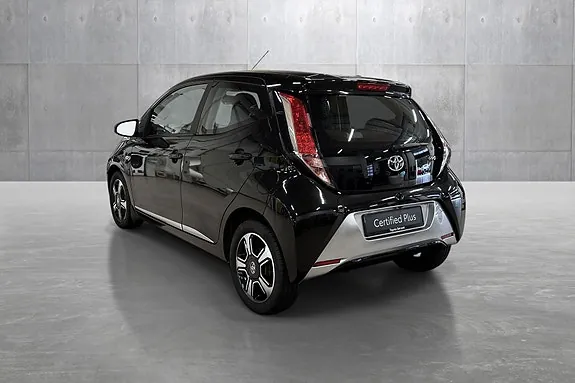 Toyota Aygo 2015 photo 3