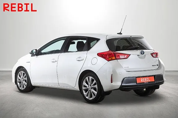 Toyota Auris 2014 photo 5