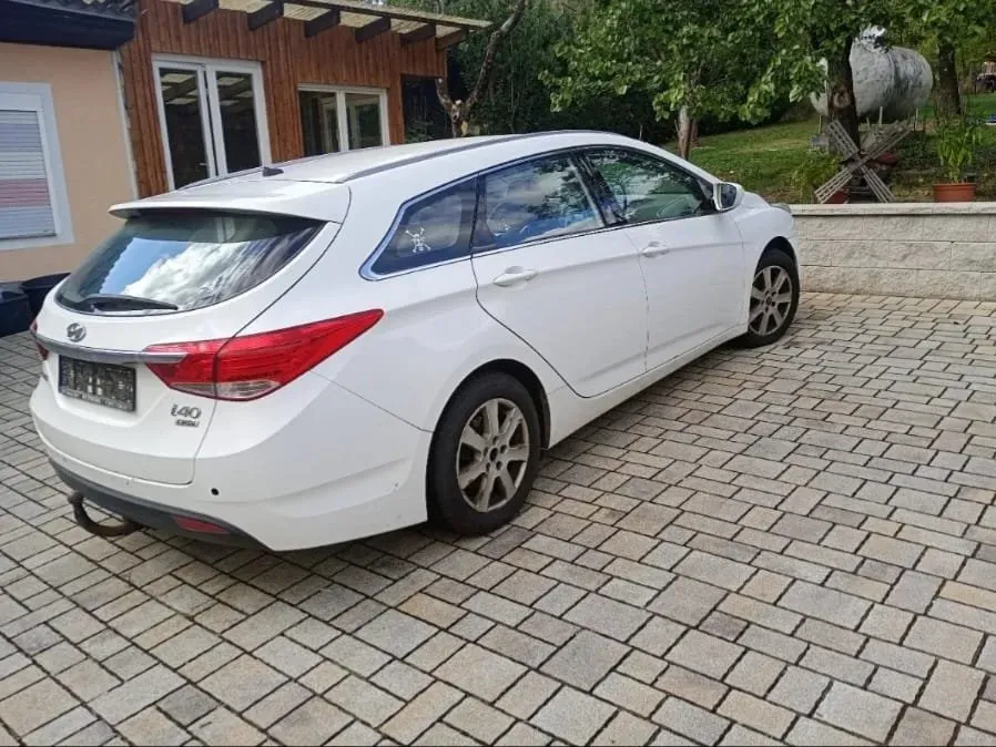 Hyundai I40 2011 photo 3