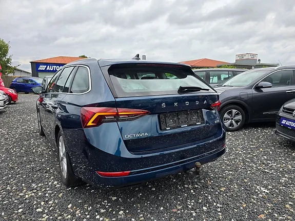 Skoda Octavia 2022 photo 3
