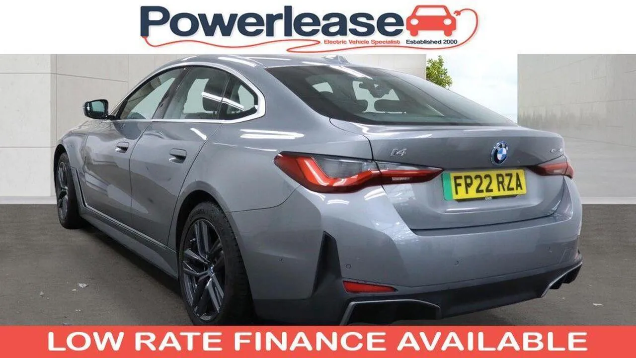 BMW I4 2022 photo 2