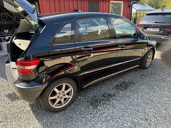 Mercedes-Benz B-Class 2008 photo 4