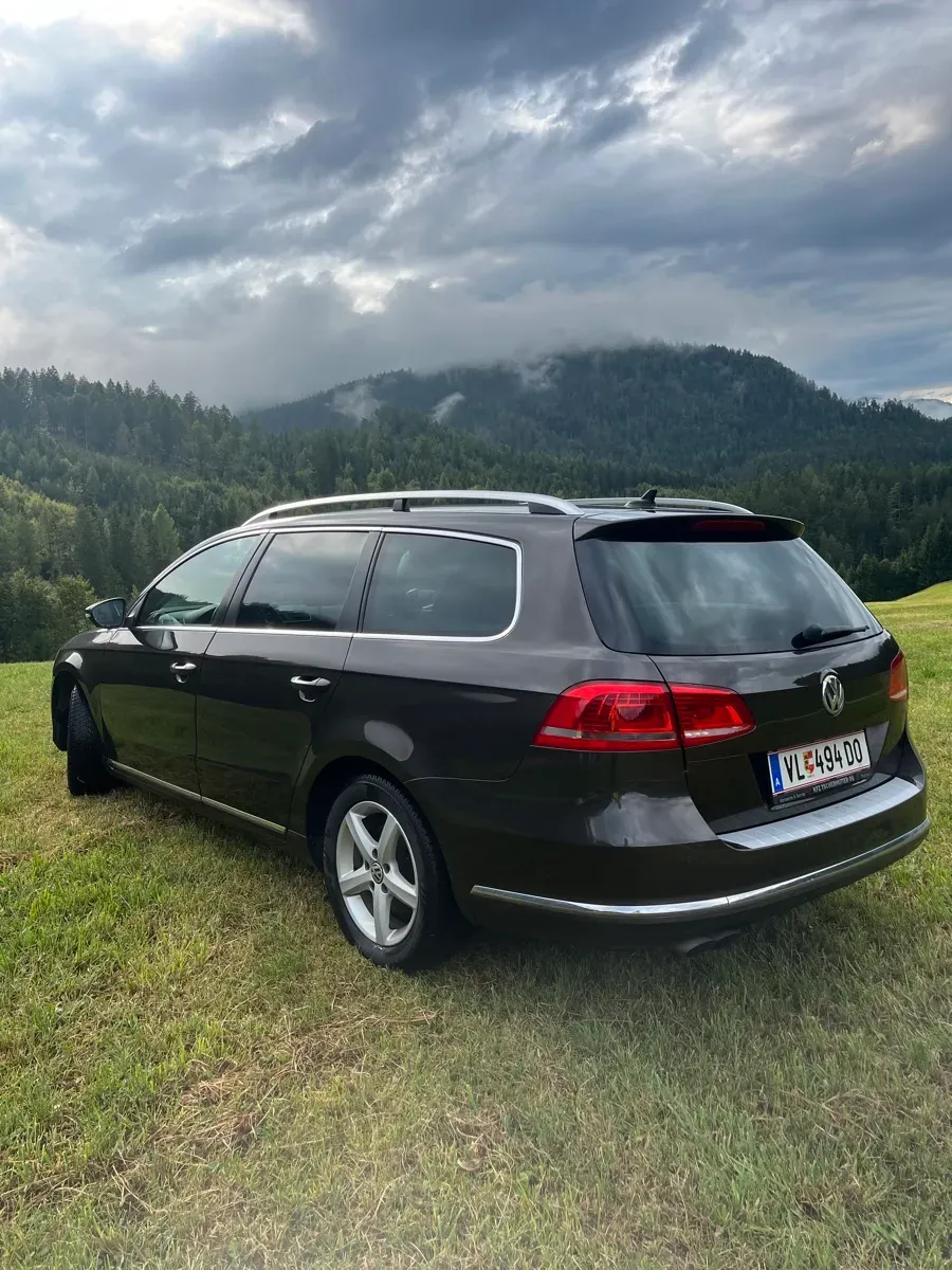 Volkswagen Passat 2013 photo 2