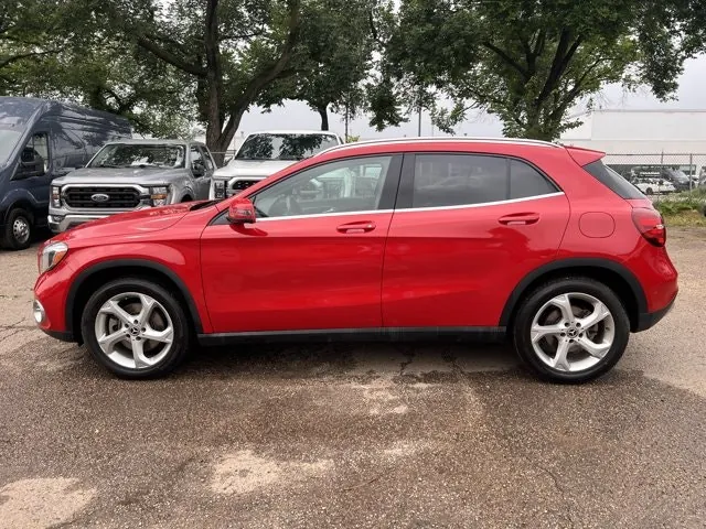 Mercedes-Benz Gla 2019 photo 4