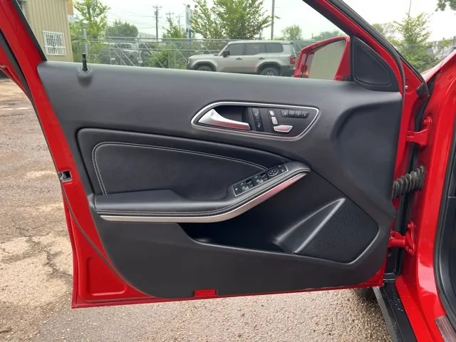 Mercedes-Benz Gla 2019 photo 5