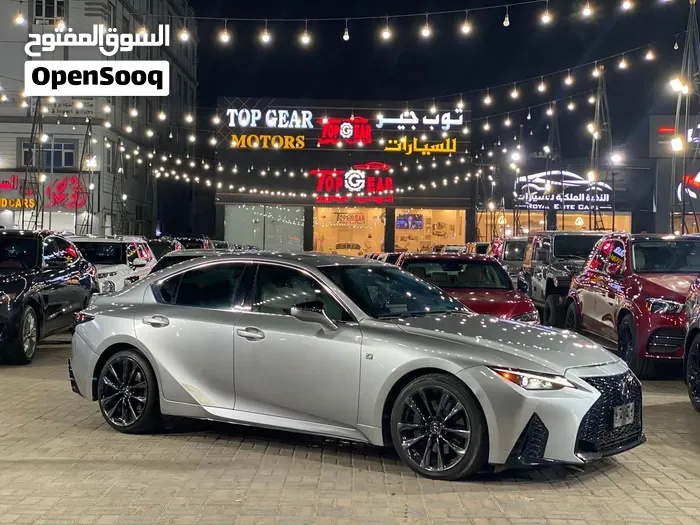 Lexus Is 350 2021 photo 2