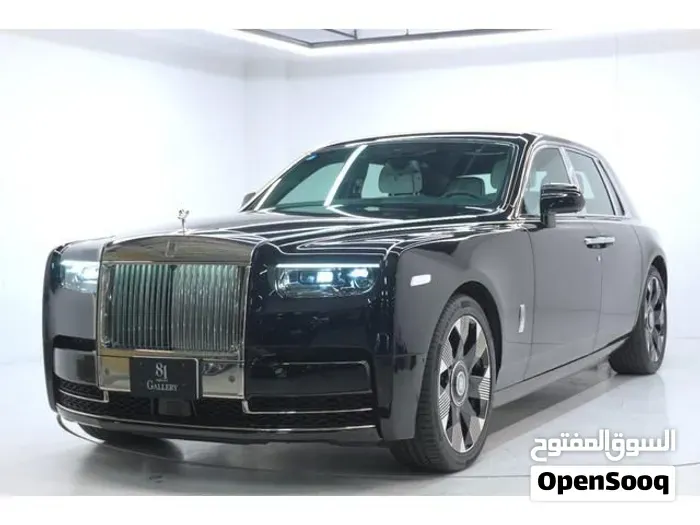 Rolls-Royce Phantom 2026 photo 2