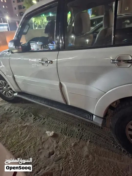 Mitsubishi Pajero 2014 photo 3