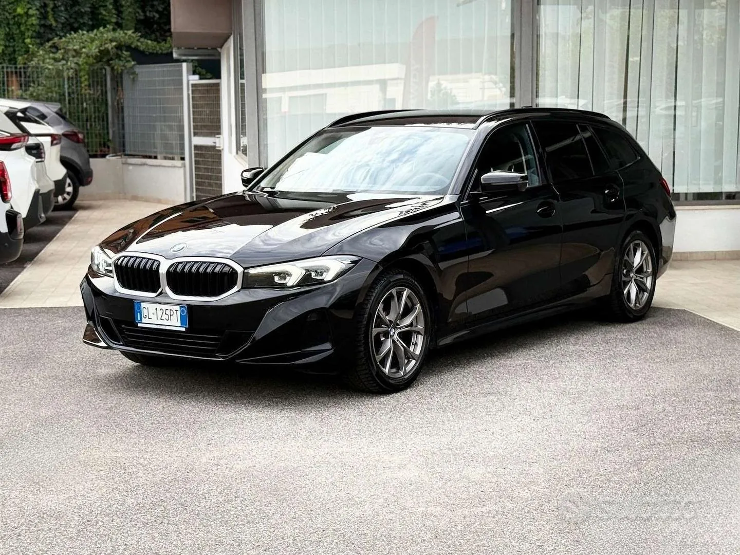 BMW 320 2022 photo 3