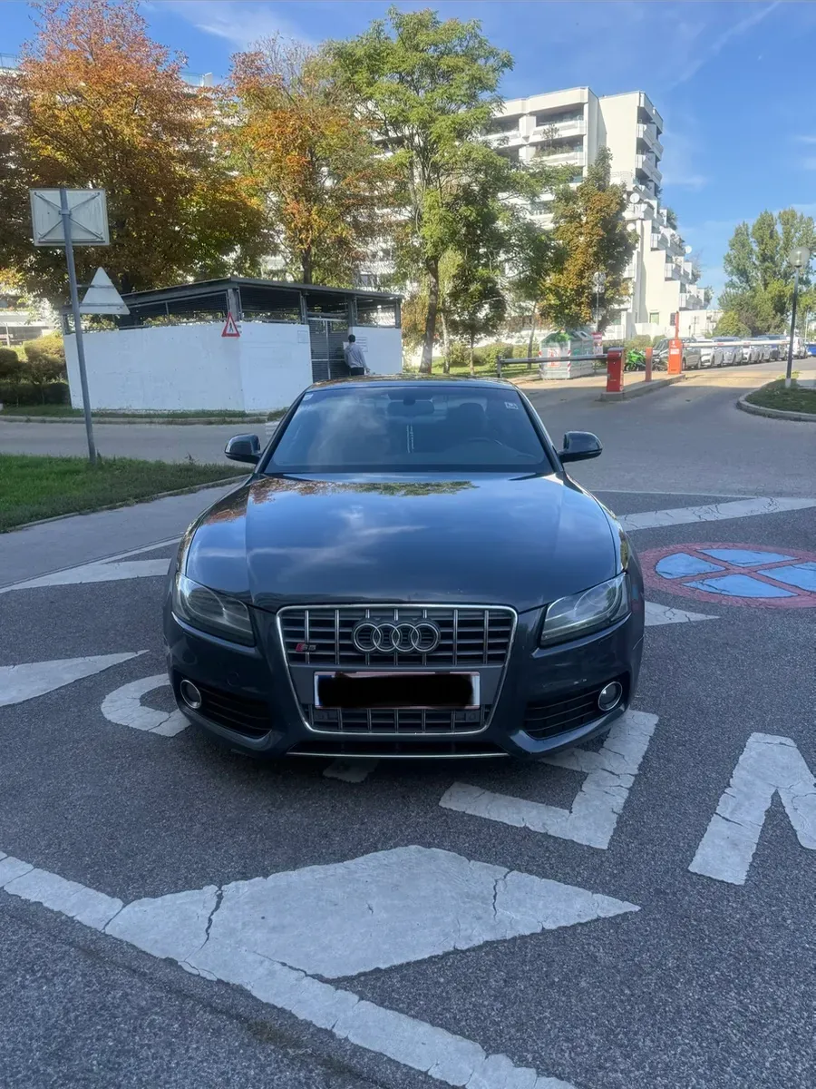 Audi A5 2009 photo 3