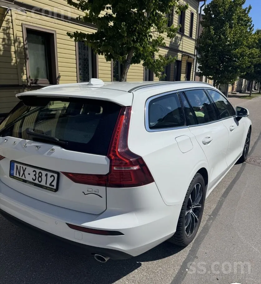 Volvo V60 2020 photo 4