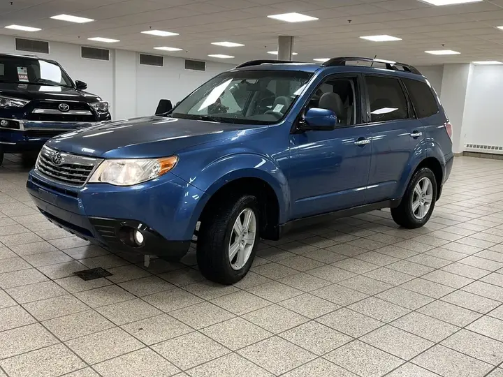 Subaru Forester 2009 photo 2