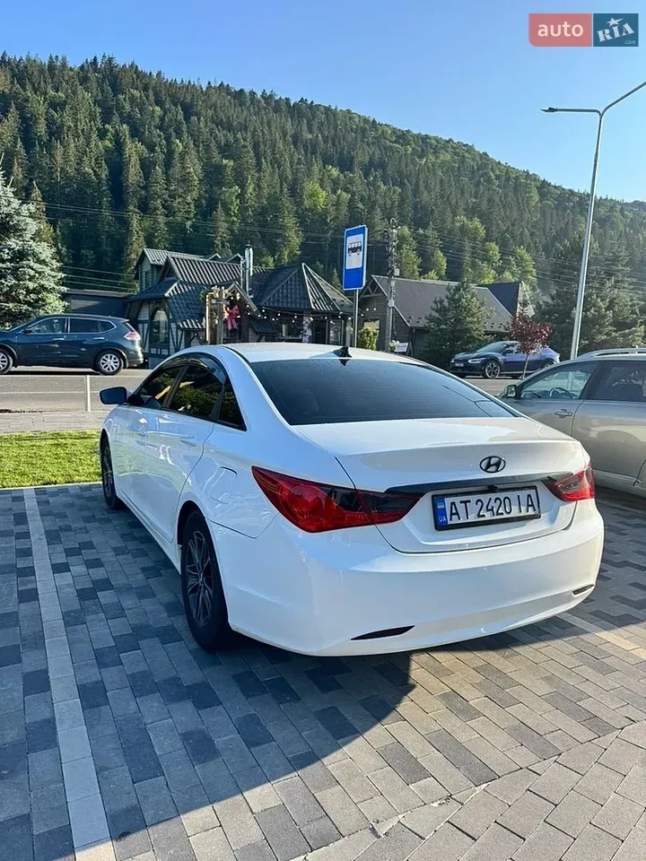 Hyundai Sonata