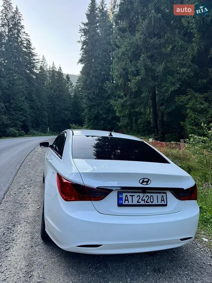 Hyundai Sonata 2013 photo 2