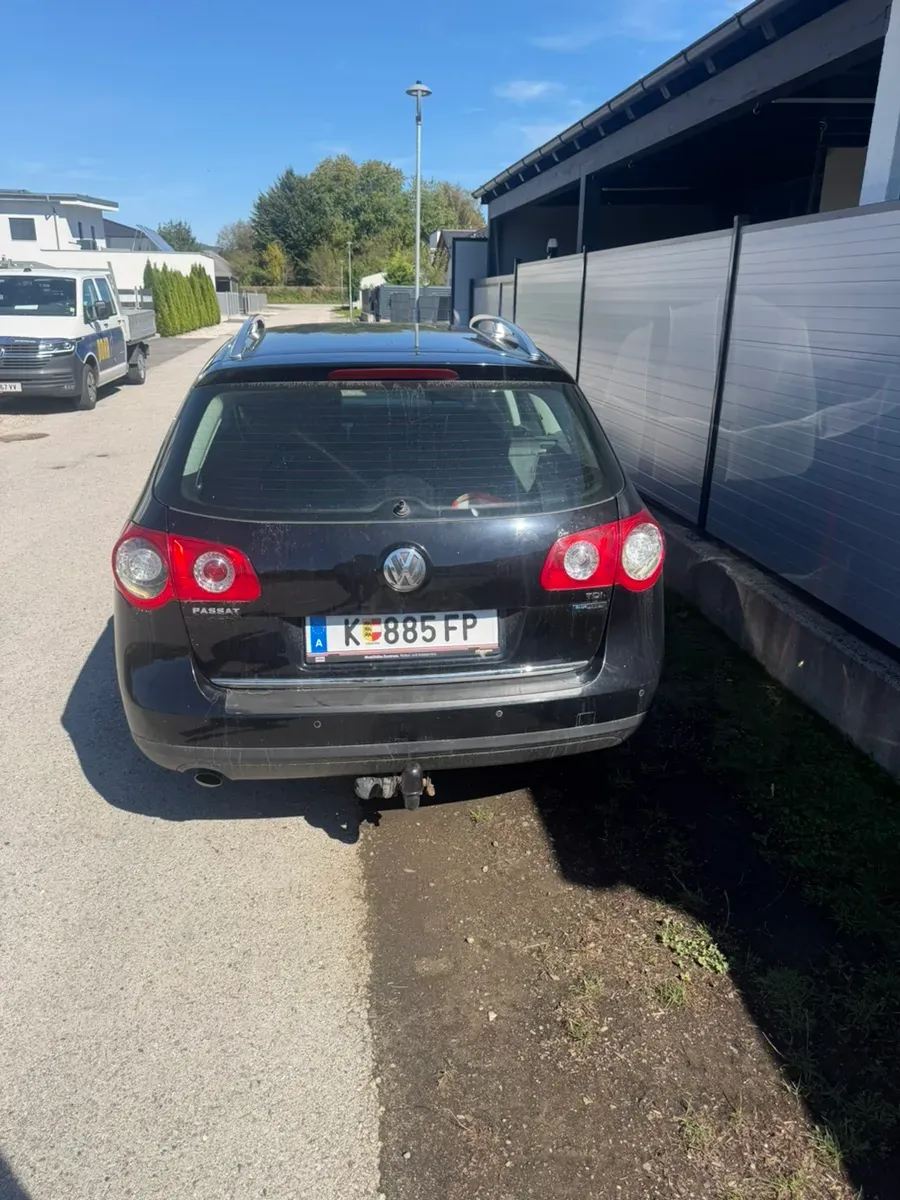 Volkswagen Passat 2010 photo 2