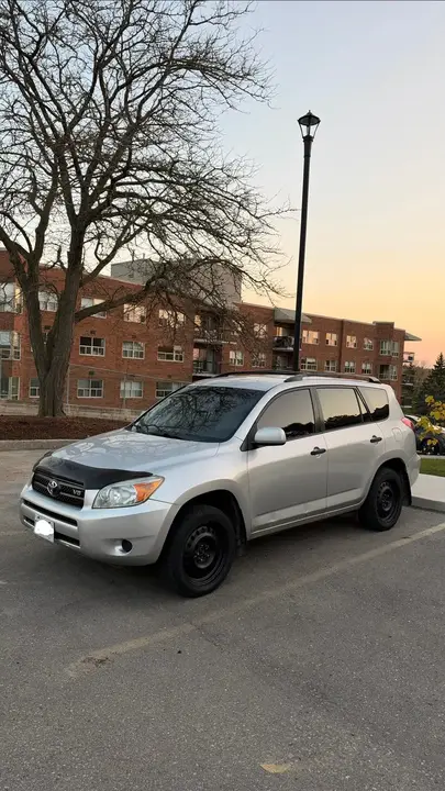 Toyota Rav4 2007 photo 2