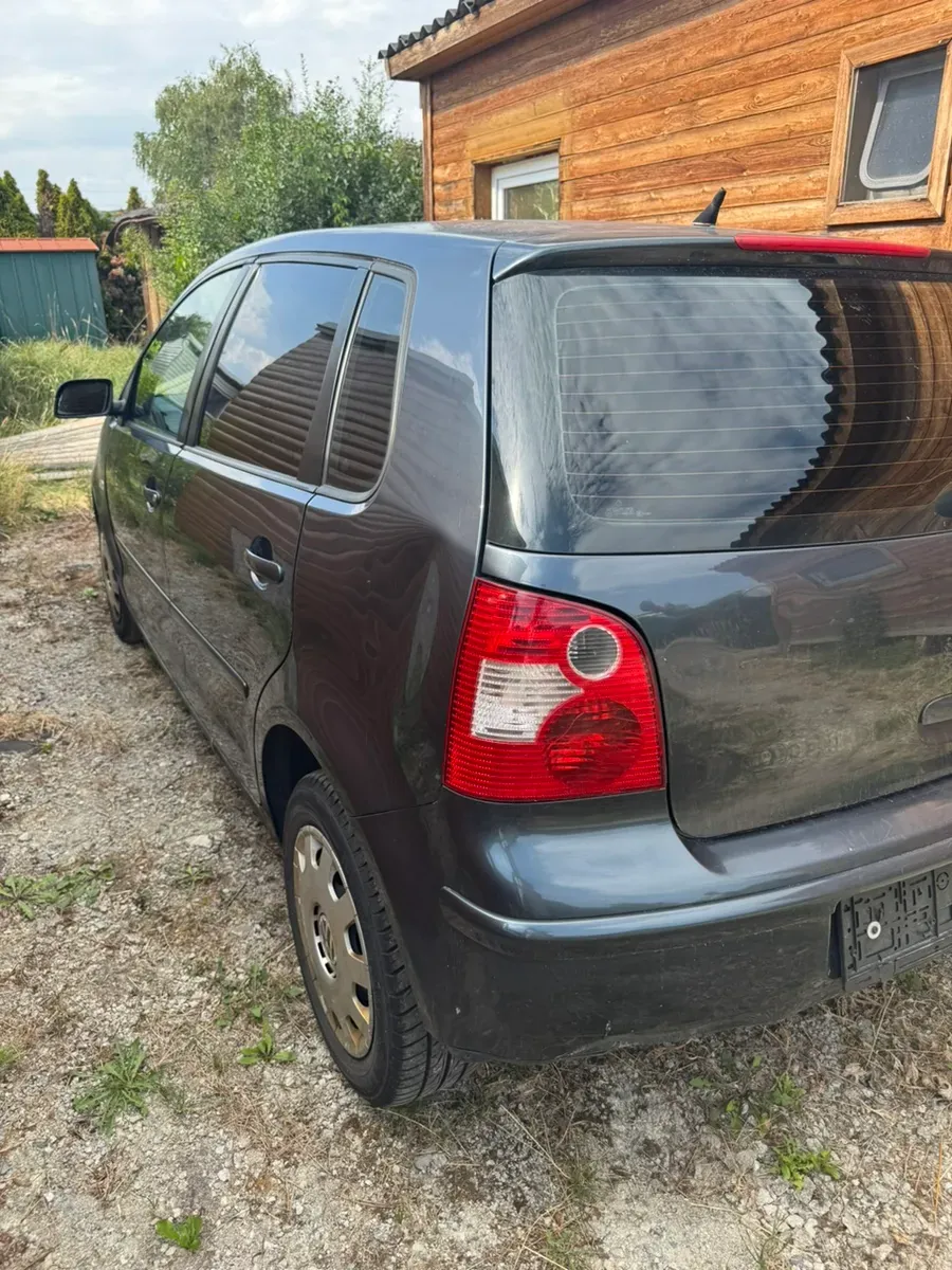 Volkswagen Polo 2009 photo 3