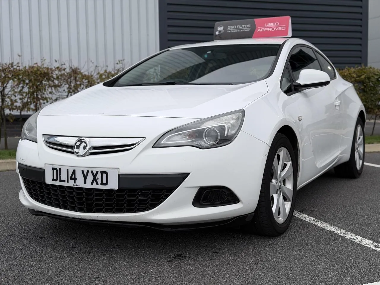 Vauxhall Astra Gtc 2014 photo 5