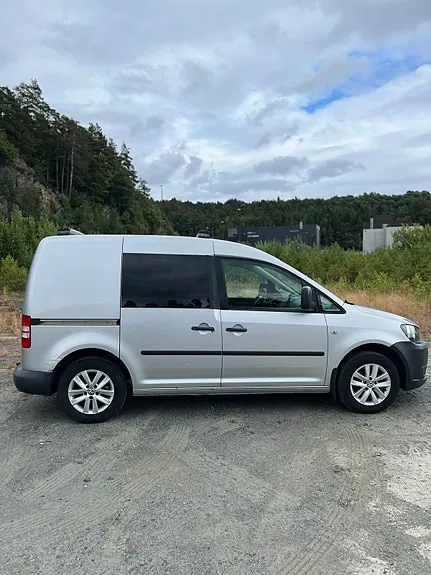Volkswagen Caddy 2010 photo 2