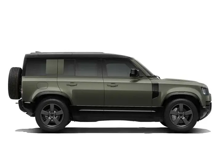 Land Rover Defender photo 2