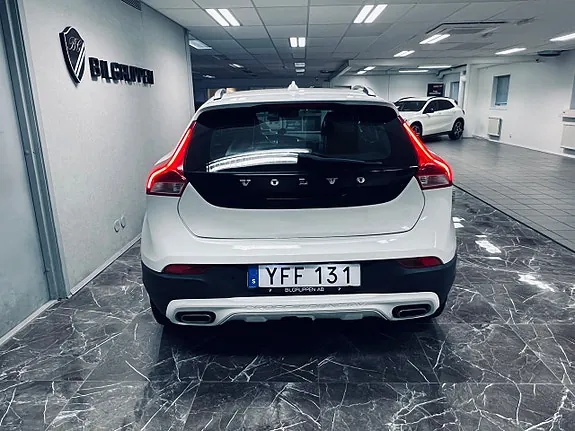 Volvo V40 Cross Country 2015 photo 5