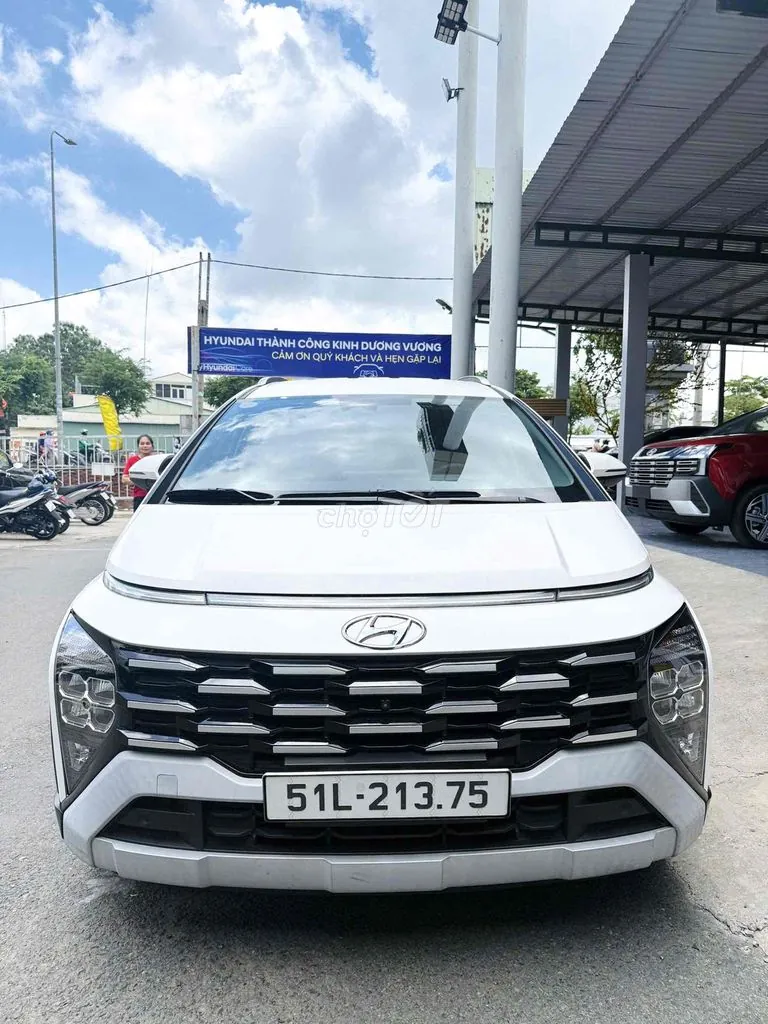 Hyundai Stargazer