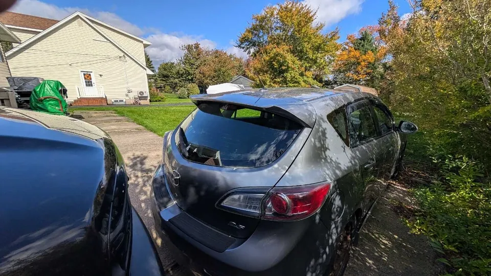 Mazda 3 2010 photo 4