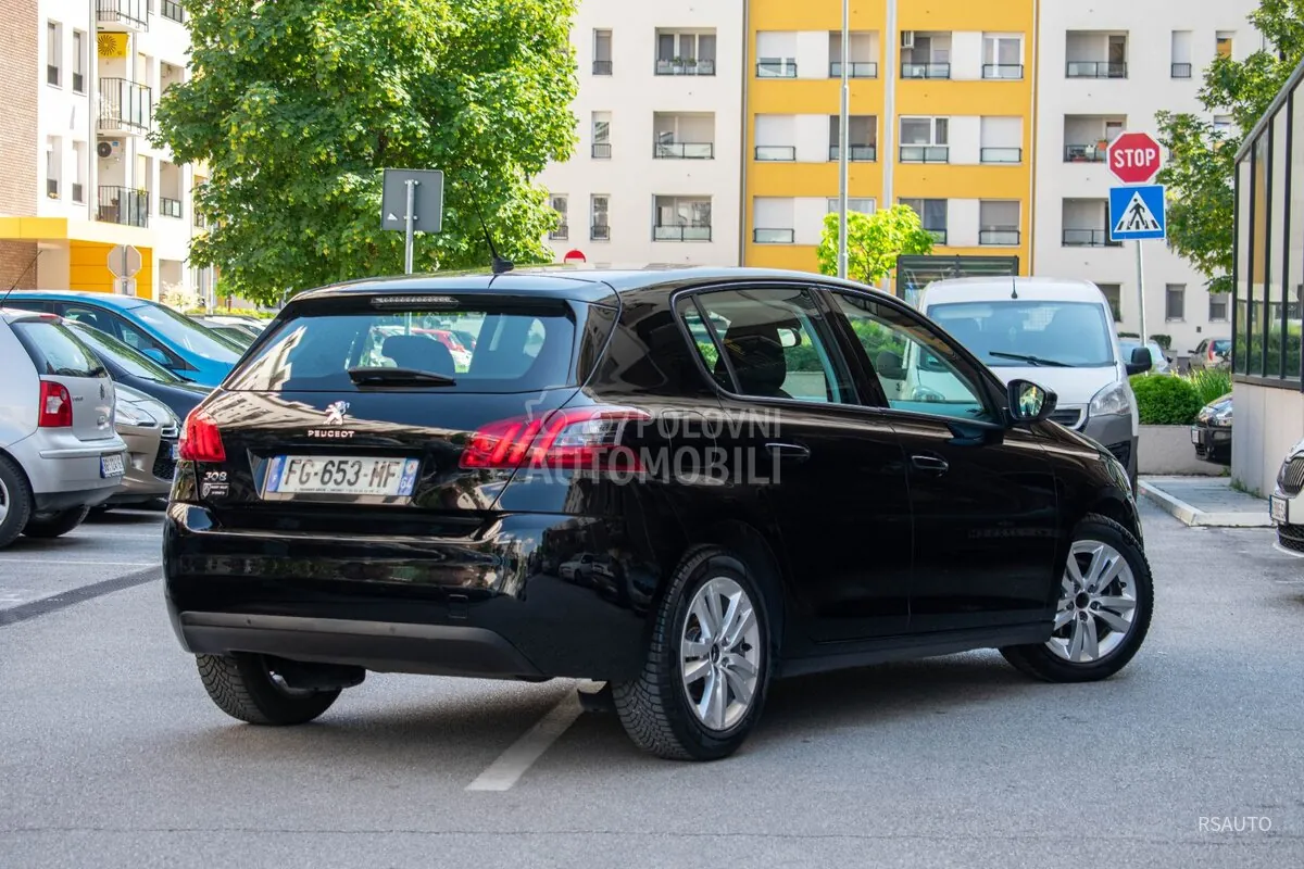 Peugeot 308 2021 photo 3